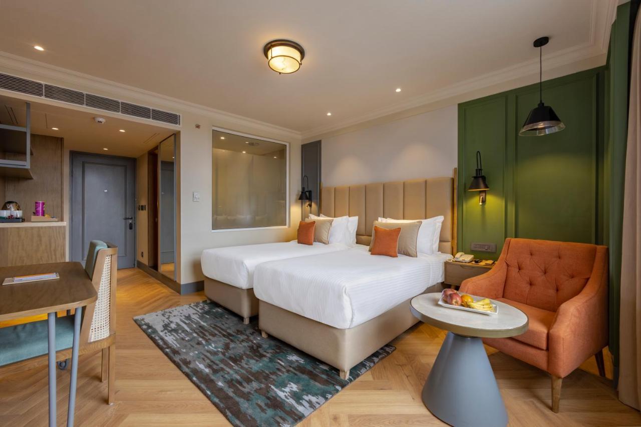 Sarovar Portico Srinagar Dış mekan fotoğraf