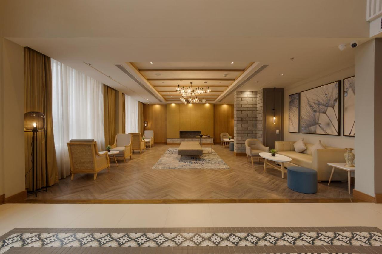Sarovar Portico Srinagar Dış mekan fotoğraf